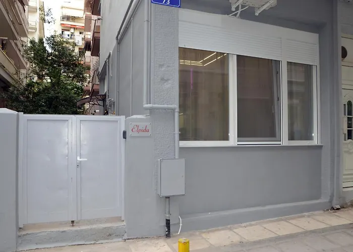 Elpida Apartmán *